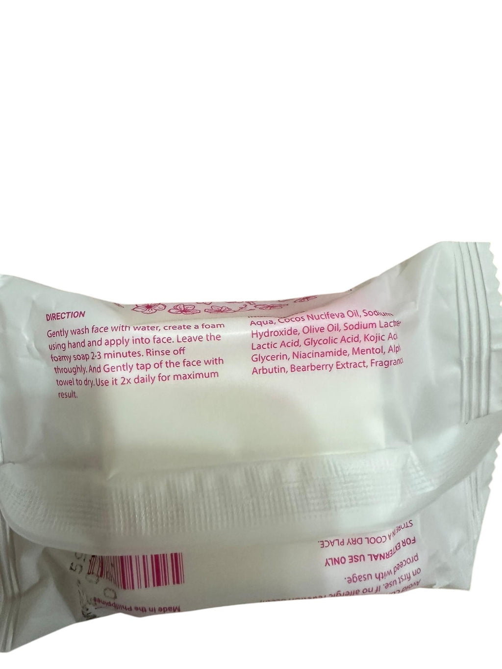 BMRS Niacinamide Radiance Soap bar with Vitamin B3, 70g, showcasing the gentle cleansing and brightening effects of the beauty bar.