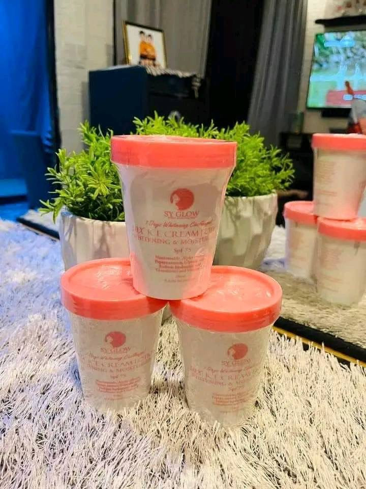 Sy Glow Iced Cream Whipped Lotion 250ml with SPF75, moisturizing body and face lotion, shown in a tub with a smooth, whipped texture.